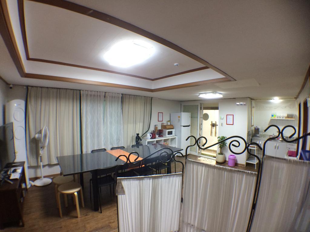 Jeong House Hotel Seoul Exterior photo